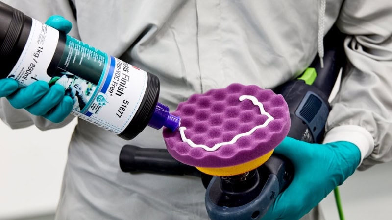 Preview: 3M™ Perfect-It™ 51677, Famous Finish, 1 Liter, Feinpolierpaste für die Entfernung von Lackfehlern