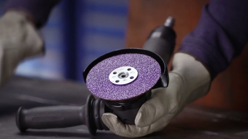 Preview: 3M™ Cubitron™ II 982CX Pro 83325, Ø 100 mm x ø 22,23 mm, 36+, 15.000 U./Min., Fiberschleifscheibe mit Präzisions-Keramikkorn