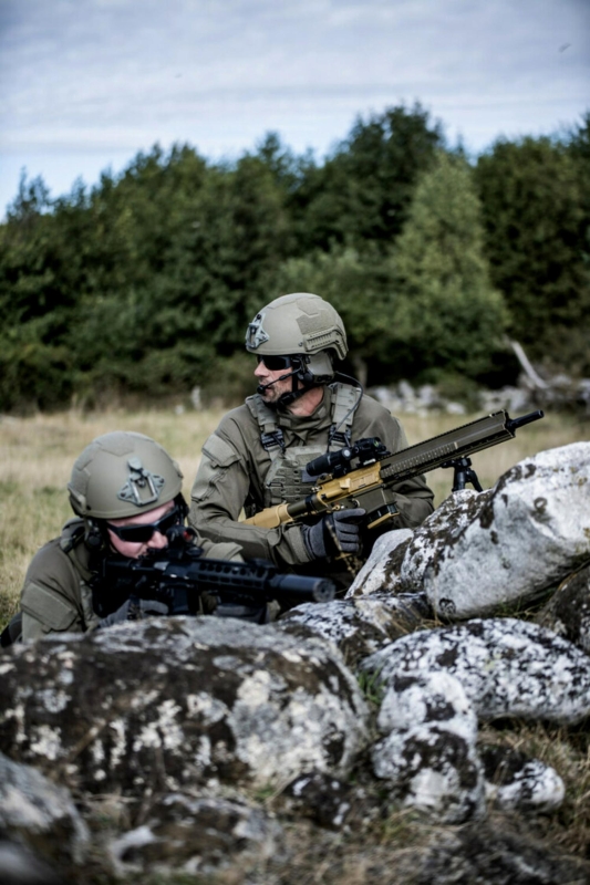 Preview: 3M™ Peltor™ ComTac™ VIII Elektronischer Gehörschutz für Einsatzkräfte, Jäger & Sportschützen MT14H418A-02GN, Kopfbügel, SNR = 29,8 dB / HML = 34/24,7/19,7 dB, Grün, Ohne Headset & Kommzuleitung, Kopfhörer Funktion, Aktiver Kapselgehörschutz