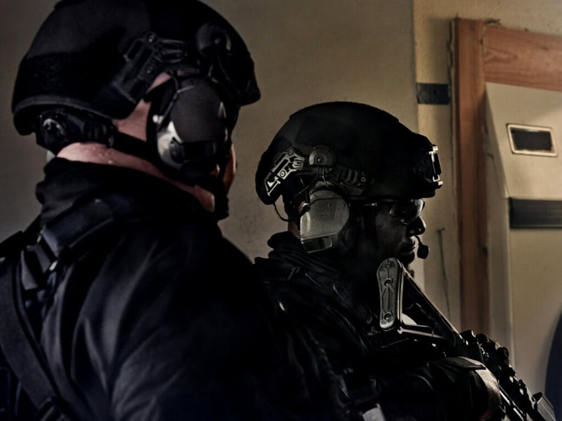 Preview: 3M™ Peltor™ ComTac™ VIII Elektronischer Gehörschutz für Einsatzkräfte, Jäger & Sportschützen MT14H418A-02, Kopfbügel, SNR = 29,8 dB / HML = 34/24,7/19,7 dB, Anthrazit, Ohne Headset & Kommzuleitung, Kopfhörer Funktion, Aktiver Kapselgehörschutz