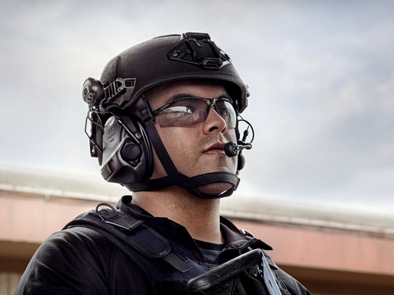 Preview: 3M™ Peltor™ ComTac™ VIII Elektronischer Gehörschutz für Einsatzkräfte, Jäger & Sportschützen MT14H418A-02, Kopfbügel, SNR = 29,8 dB / HML = 34/24,7/19,7 dB, Anthrazit, Ohne Headset & Kommzuleitung, Kopfhörer Funktion, Aktiver Kapselgehörschutz