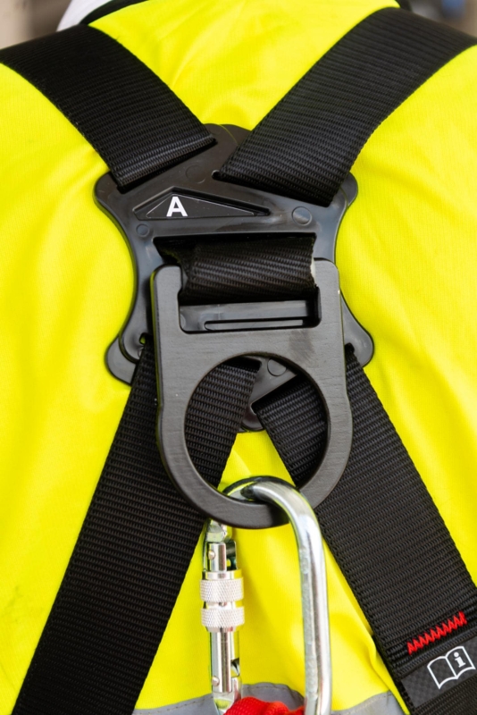 Preview: 3M™ Protecta® Auffanggurt E200 1161644, Größe XL, Schnellverschluss, Verbindungsringe an geraden Beinschlaufen, 1,62 Kg, Schwarz, Standard Auffanggurt im Westenstil