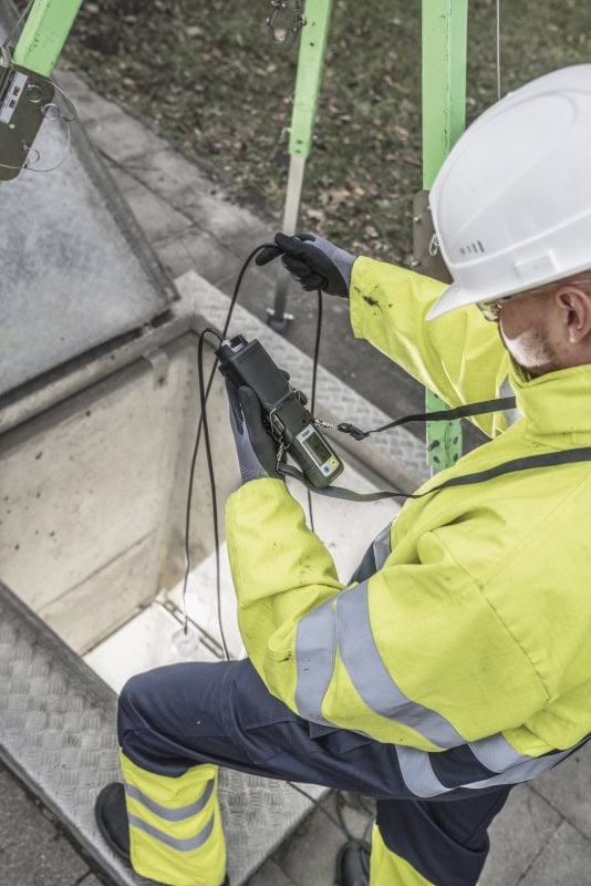 Preview: Dräger® X-am® 2800 Mehrgasmessgerät 3703919, Sensoren: CatEx, O2, CO LC, H2S LC, inkl. Akku- & Ladetechnikset, 1 bis 4 Gase Messgerät, IP 68 Staub- & Wasserdicht, Für die persönliche Gasüberwachung im täglichen Einsatz