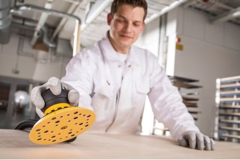 Preview: Mirka® Gold 2363205025, Ø 200 mm, P240, 9-fach gelocht, Kletthaftend, Schleifscheibe mit Aluminiumkorn