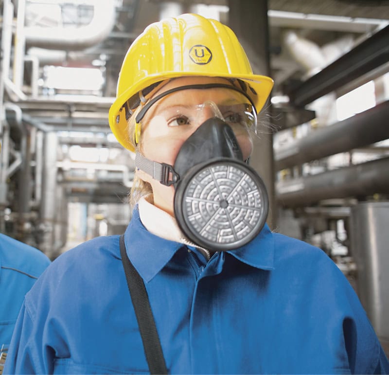 Preview: Dräger® PARAT® 3100 Flucht Gasmaske / Halbmaske 3704476, ABEK15 Filter für mind. 15 Min. Schutz, Filter uneingeschweißt, Universalgröße, Fluchtmaske zum Schutz gegen organische, anorganische, saure Gase & Dämpfe, Ammoniak & org. Ammoniakderivate
