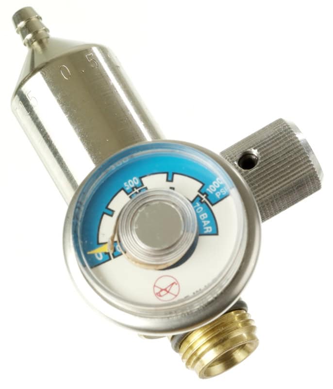 Preview: Dräger® Standard Regulierungsventil 715, 6810397, Messing, Manuelles Ventil, 0,5 Liter/Min., Geeignet für nicht reaktive Gase, Für Gaswarngeräte ohne interne Pumpe