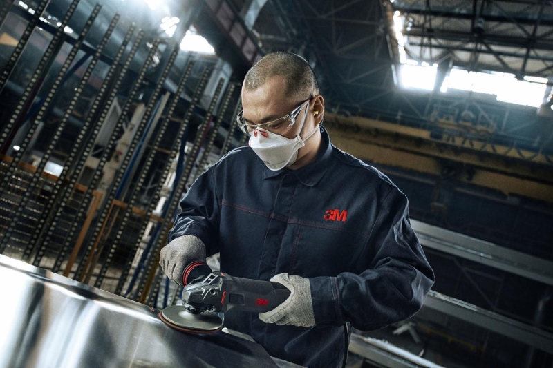 Preview: 3M™ Scotch-Brite™ Vliesscheibe SC-DH 65335, Ø 115 mm, P220 - P280, Medium, Metall & Edelstahl — Entgraten, Reinigen, Finish, Rot, A, 8.000 U./Min., Kletthaftend, Ohne Zentrierloch