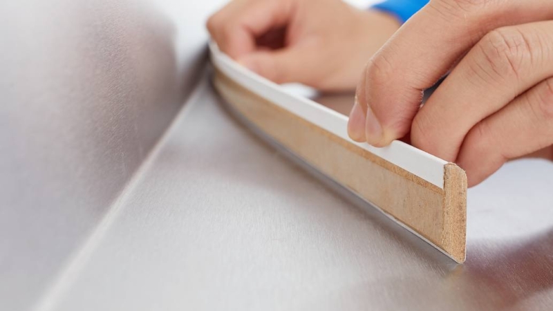 Preview: tesafix® 4965, 6 mm x 5000 m, 0,205 mm, Transparent, PV 00, Temperaturbeständiges doppelseitiges Klebeband mit PET-Film
