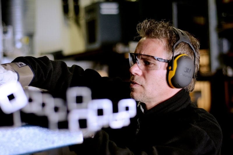 Preview: 3M™ PELTOR™ X2A-1 Kapselgehörschutz, Für sehr laute Arbeitsumgebungen, SNR = 31 dB, Gelb/Schwarz, Kopfbügel, Einzelhandelsverpackung