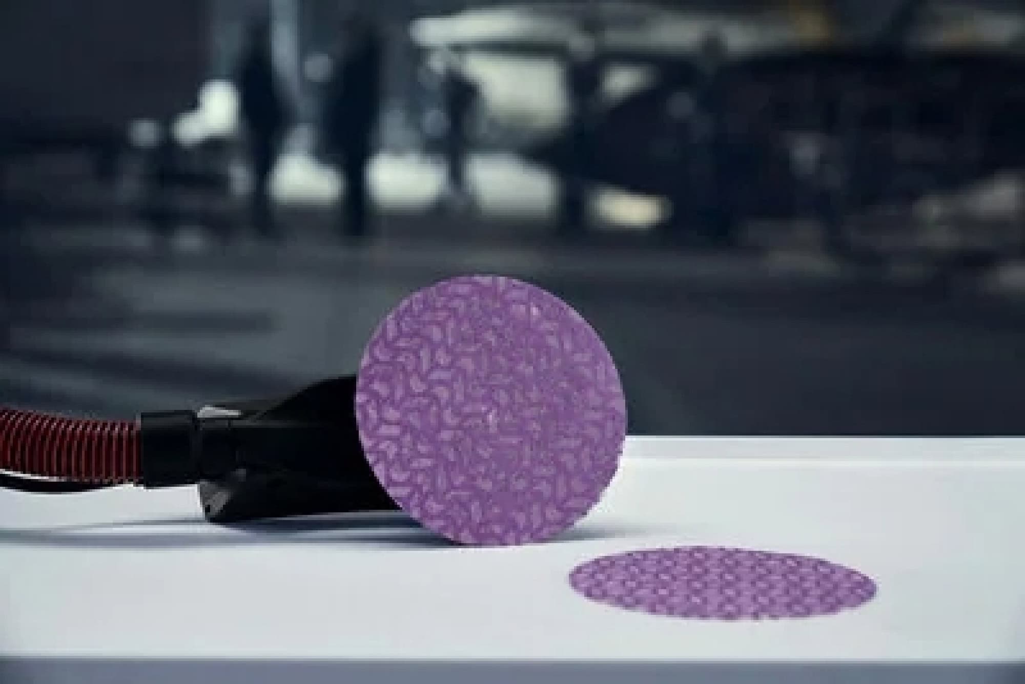 3M™ Xtract™ Cubitron™ II 710W 38513, Ø 200 mm, P120+, 6.000 U/Min., Gitternetz, Kletthaftend, Premium Schleifscheibe mit Präzisions-Keramikkorn