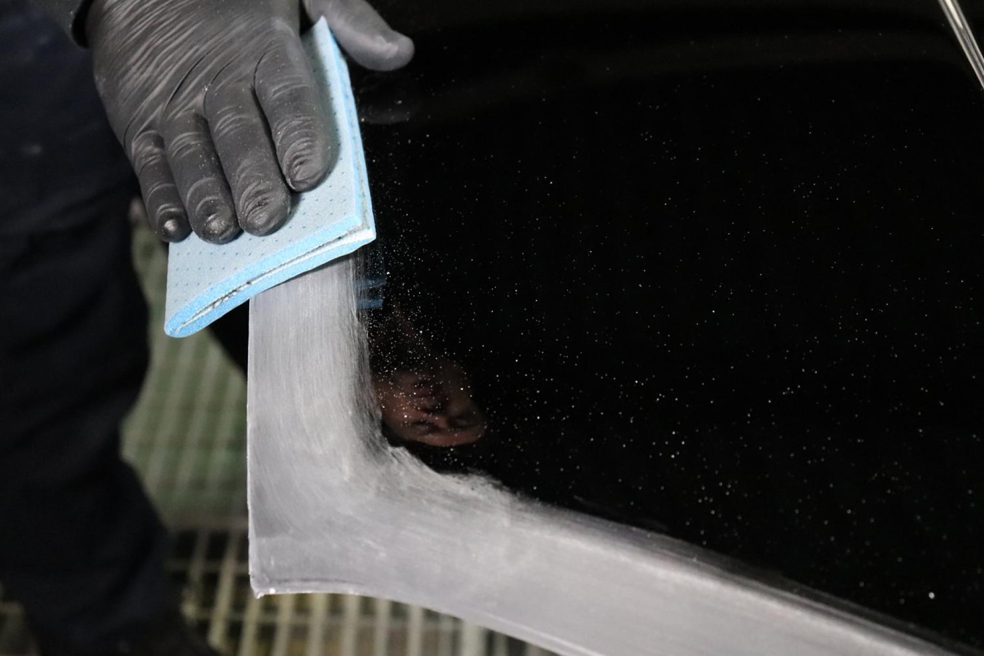 3M™ Hookit™ Flexible Feinschleifstreifen 33533, 139 x 172 mm, A, P800, Ungelocht, Feinschleifstreifen mit Aluminiumkorn, Für Nass- oder Trockenschliff