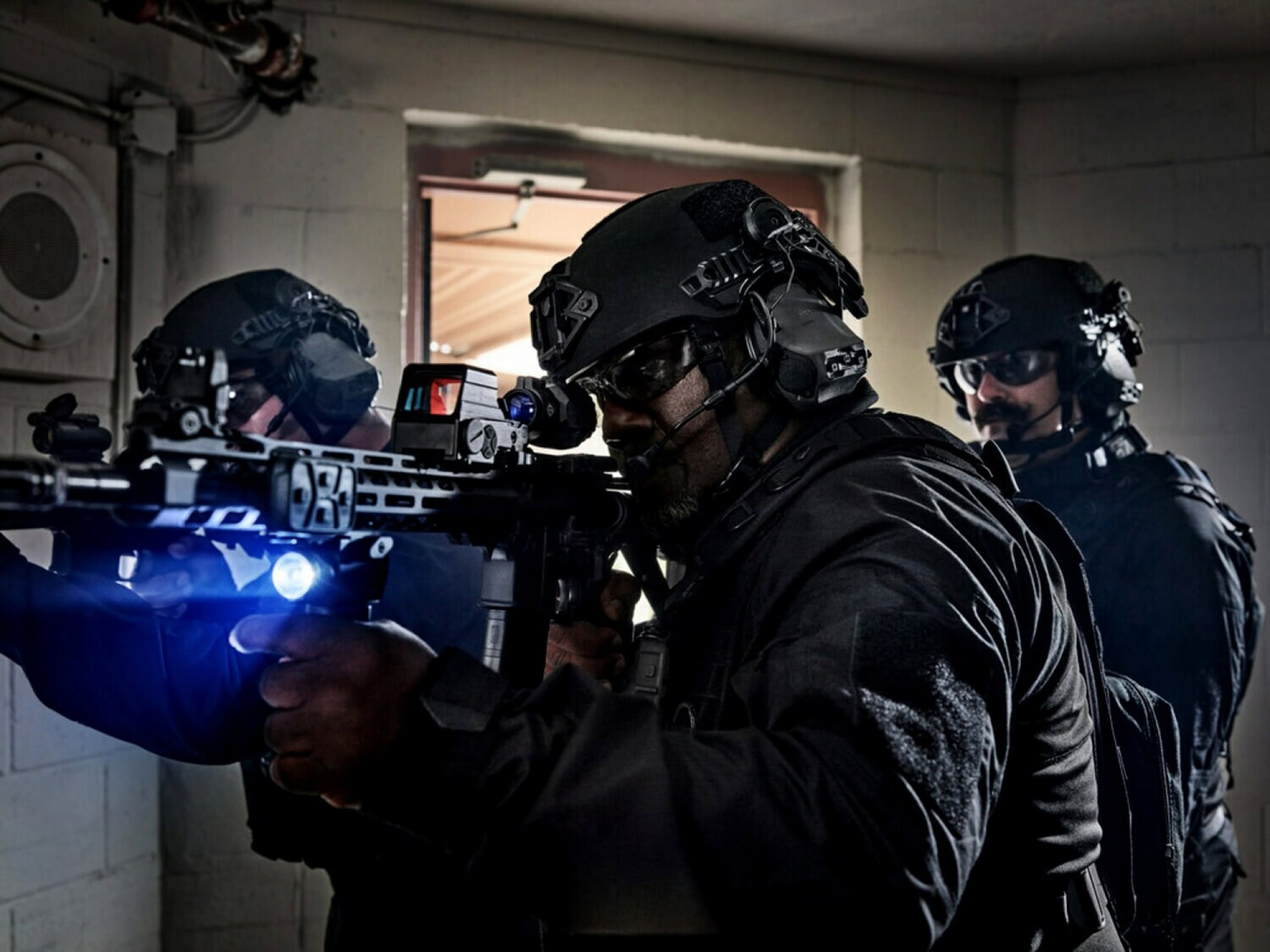 3M™ Peltor™ ComTac™ VIII Elektronischer Gehörschutz für Einsatzkräfte, Jäger & Sportschützen MT14H418A-02, Kopfbügel, SNR = 29,8 dB / HML = 34/24,7/19,7 dB, Anthrazit, Ohne Headset & Kommzuleitung, Kopfhörer Funktion, Aktiver Kapselgehörschutz