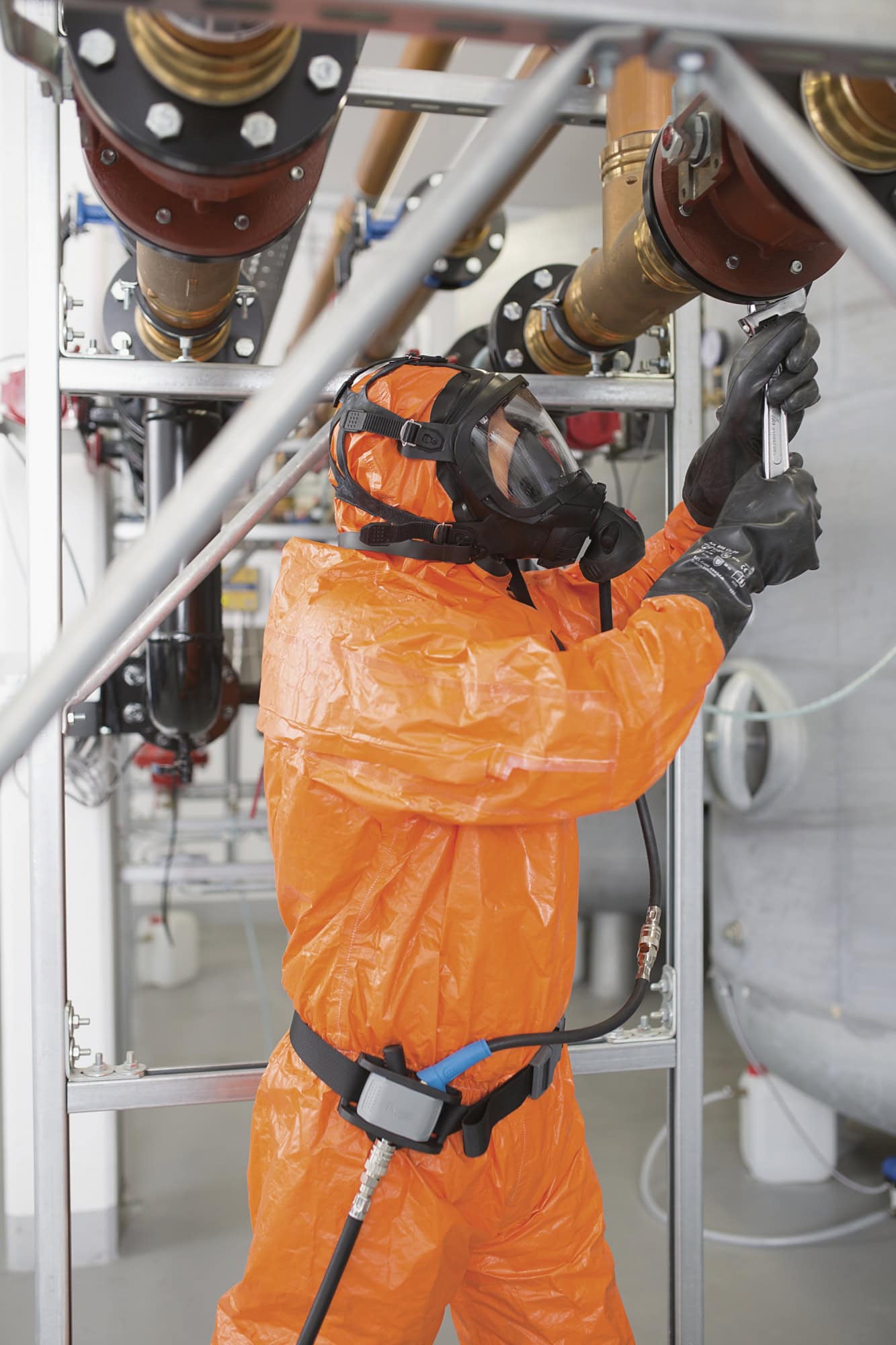 Dräger® PAS® X-plore® Druckluft Einheit 3363584, Ohne Hüftgurt, 4A/3B, Passend für Halb- & Vollmasken mit Lungenautomat, Partikel- Gase- & Dämpfeschutz, Für Anwendungen in Industrie und Gesundheitswesen