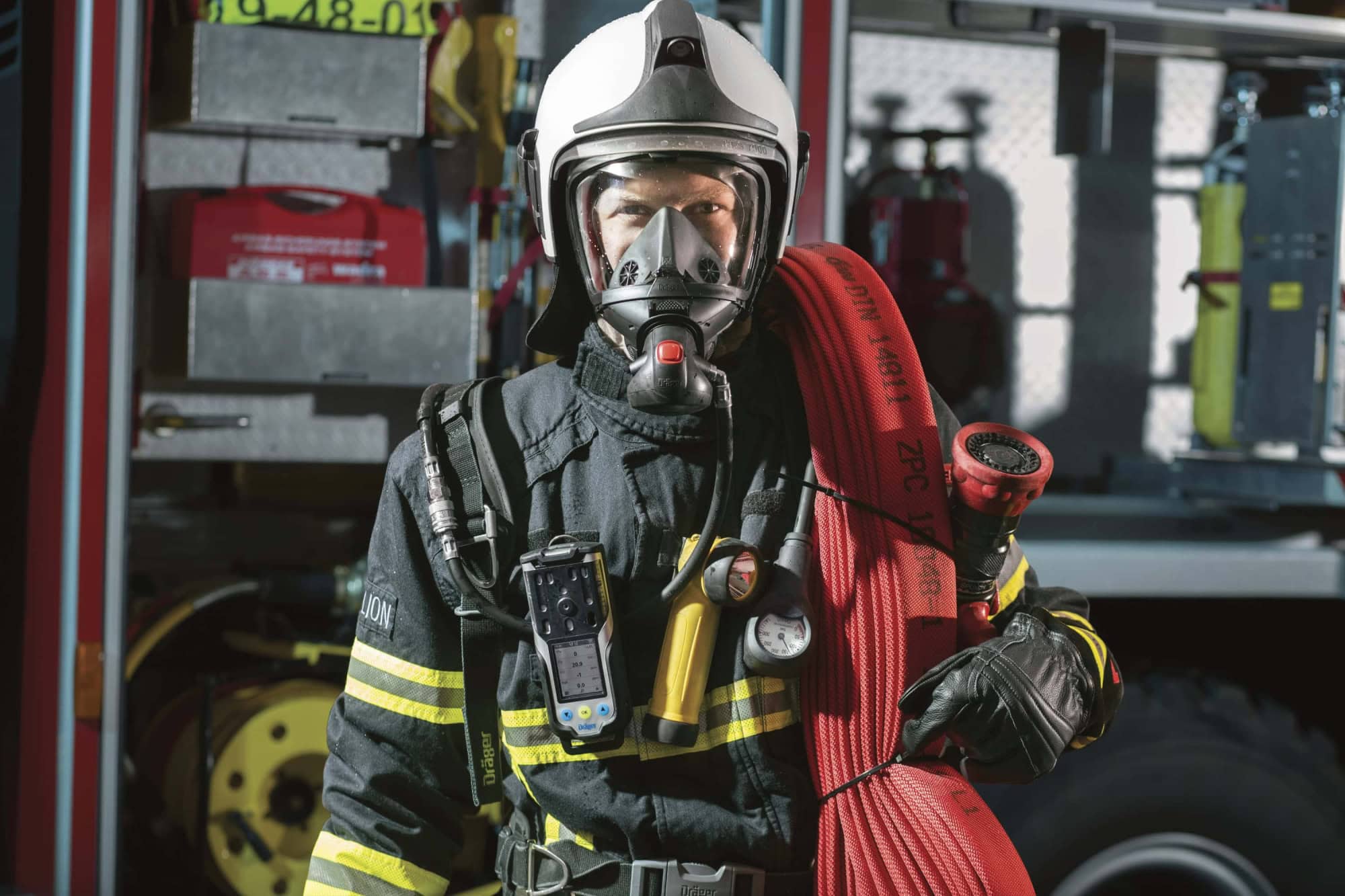 Dräger® X-am® 8000 Mehrgasmessgerät Abwasser- & Tiefbauanwendungen Set Premium 8329062, Sensoren: IR EX/CO2, O2, H2S LC/CO LC, 1 bis 7 Gase Messgerät, IP 68 Staub- & Wasserdicht, Für die persönliche Gasüberwachung, Freimessung & Bereichsüberwachung