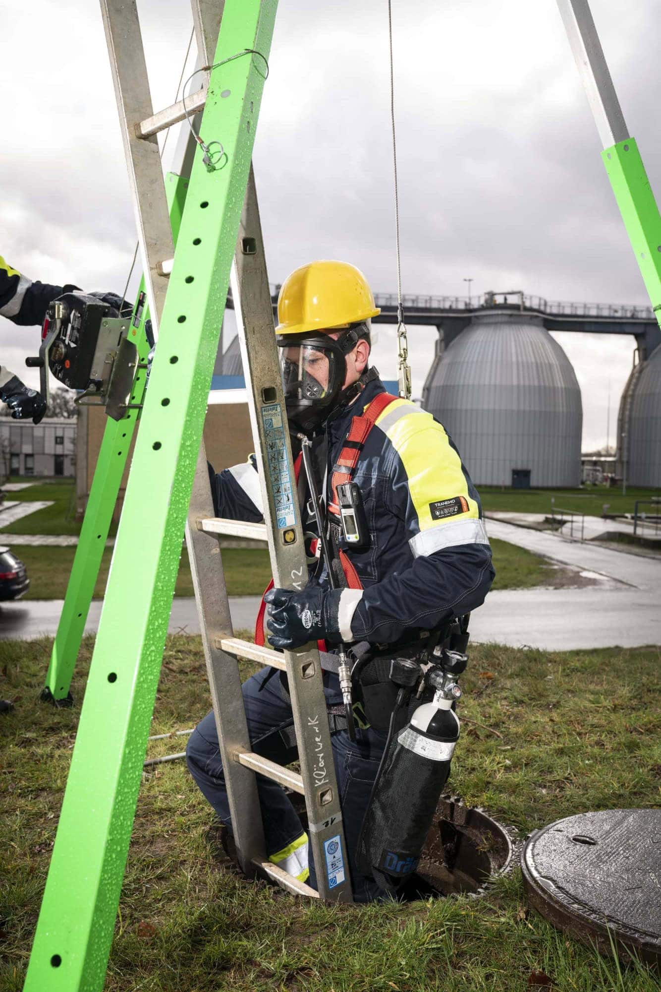 Dräger® X-am® 5600 Mehrgasmessgerät VN00655, Sensoren: IR EX/CO2, CO/H2S, O2, SO2, 1 bis 6 Gase Messgerät, IP 67 Wasserdicht, Für die Freimessung von Kanälen, Schächten und geschlossenen Räumen