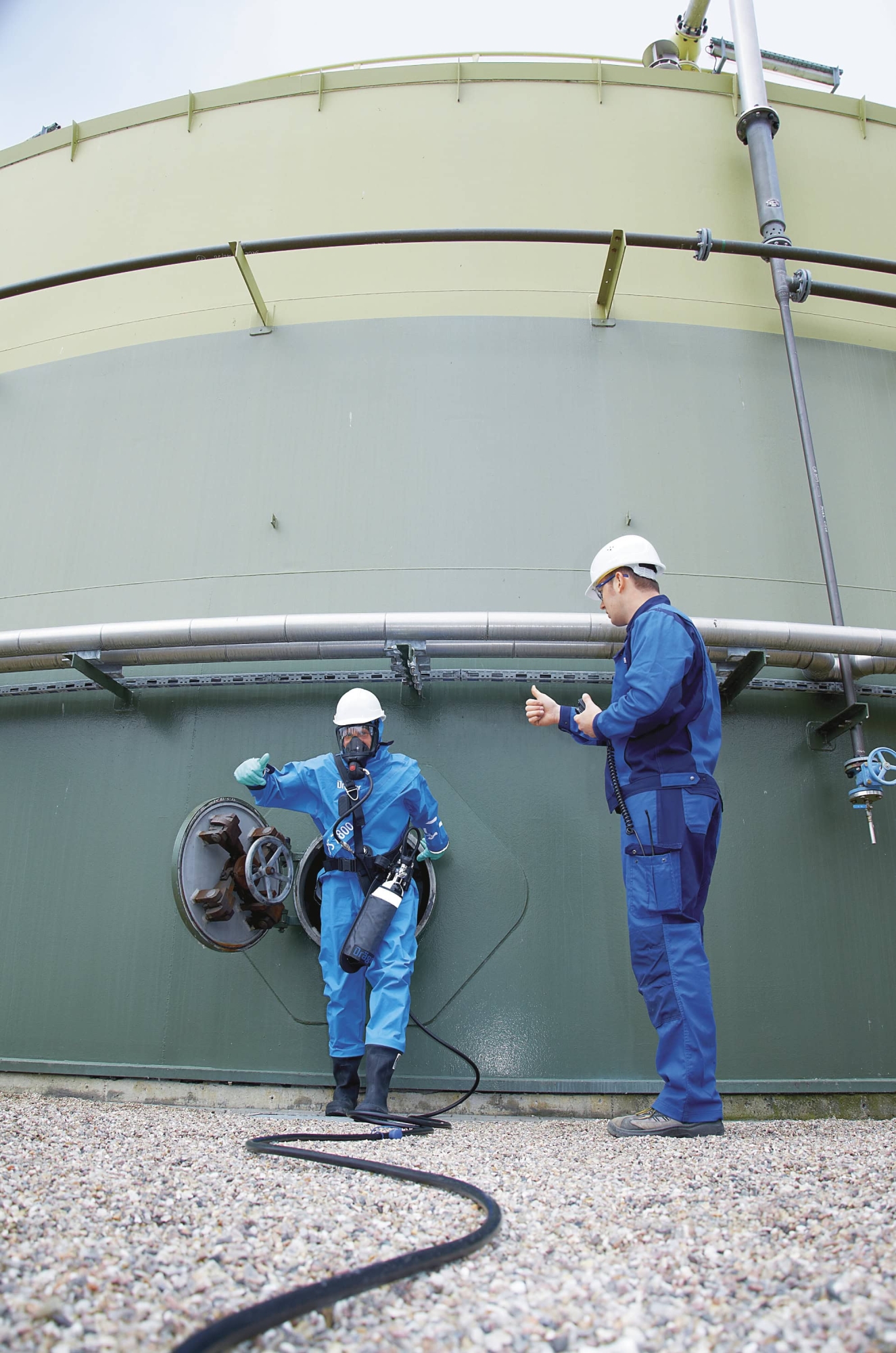 Preview: Dräger® PAS® Filter F5500 Druckluft Aufbereitungs Einheit 3359925, 1.080 (L./Min.), Mit Vorfilter, Wandmontage, Max. 5 Personen, Zum Anschluss von Dräger® PAS® Druckluftsystemen