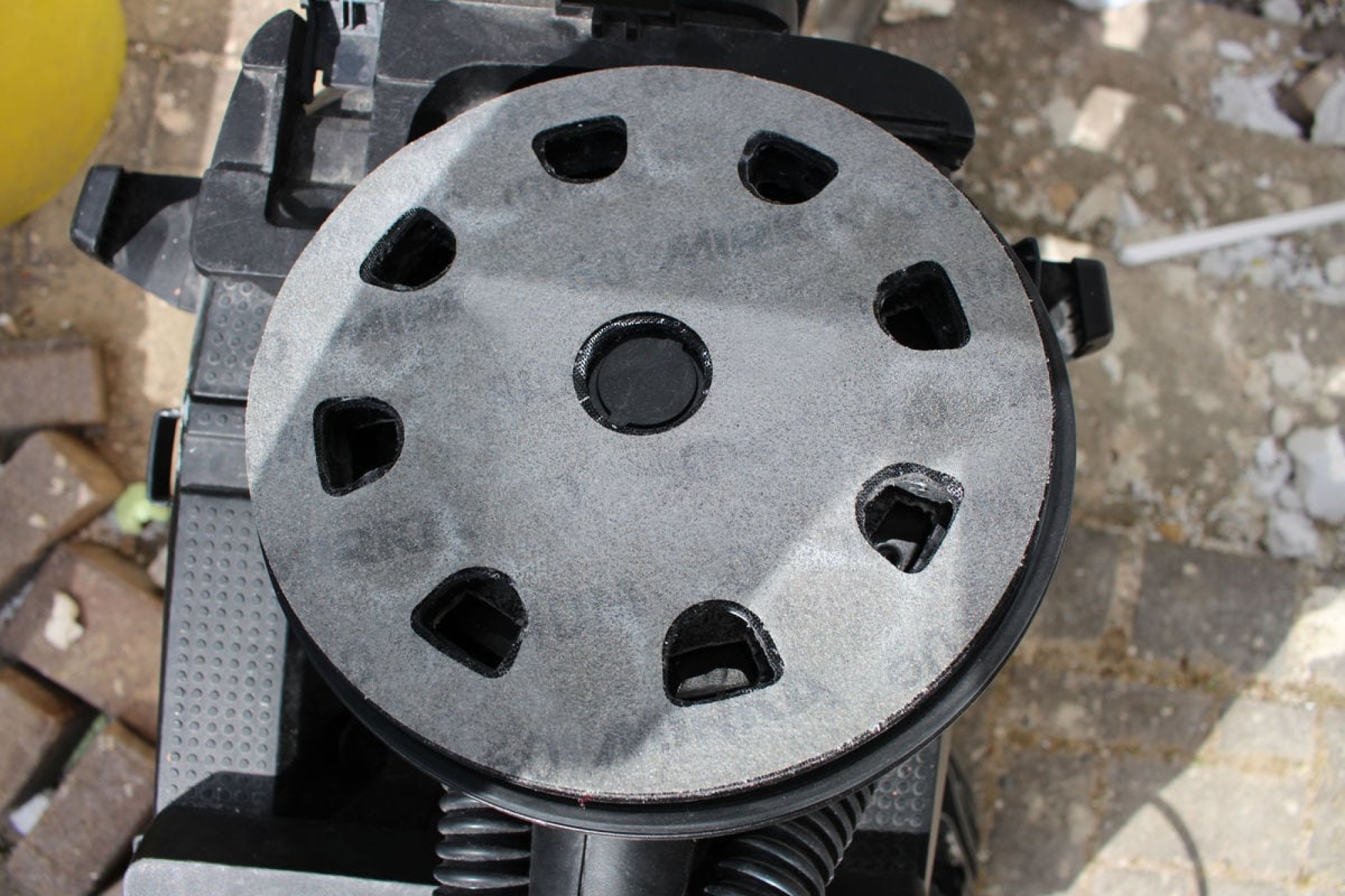 Mirka® Iridium® STYRO Schleifscheiben 246CU02540, Ø 225 mm, P40, 9-fach Gelocht, Kletthaftend, Schleifscheibe mit Keramik- und Aluminiumkorn für den Styropor Schliff