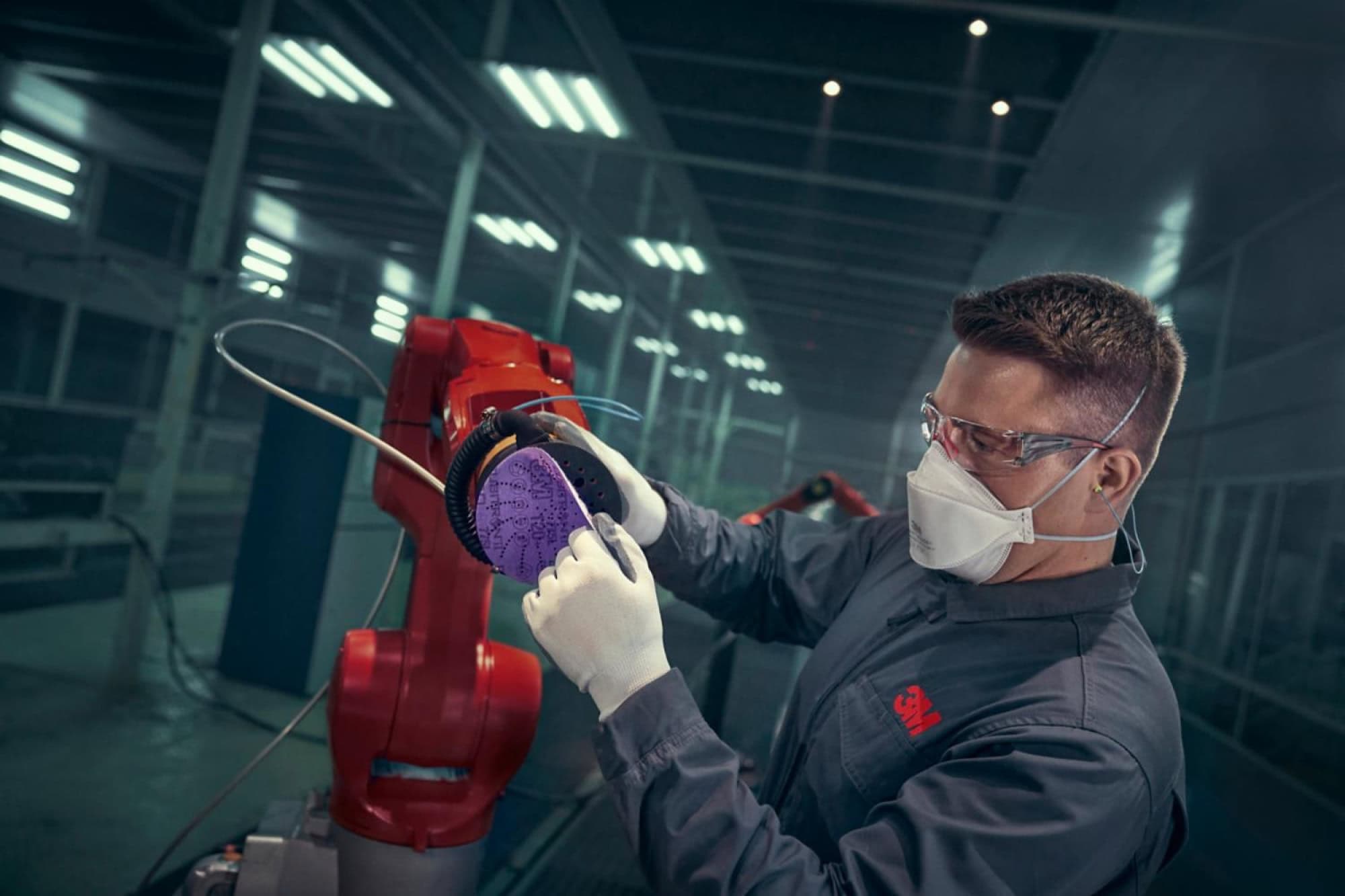 3M™ Cubitron™ II Hookit™ 775L 47097, Ø 125 mm, 240+, Multilochung, Kletthaftend, Filmscheibe mit Präzisions-Keramikkorn