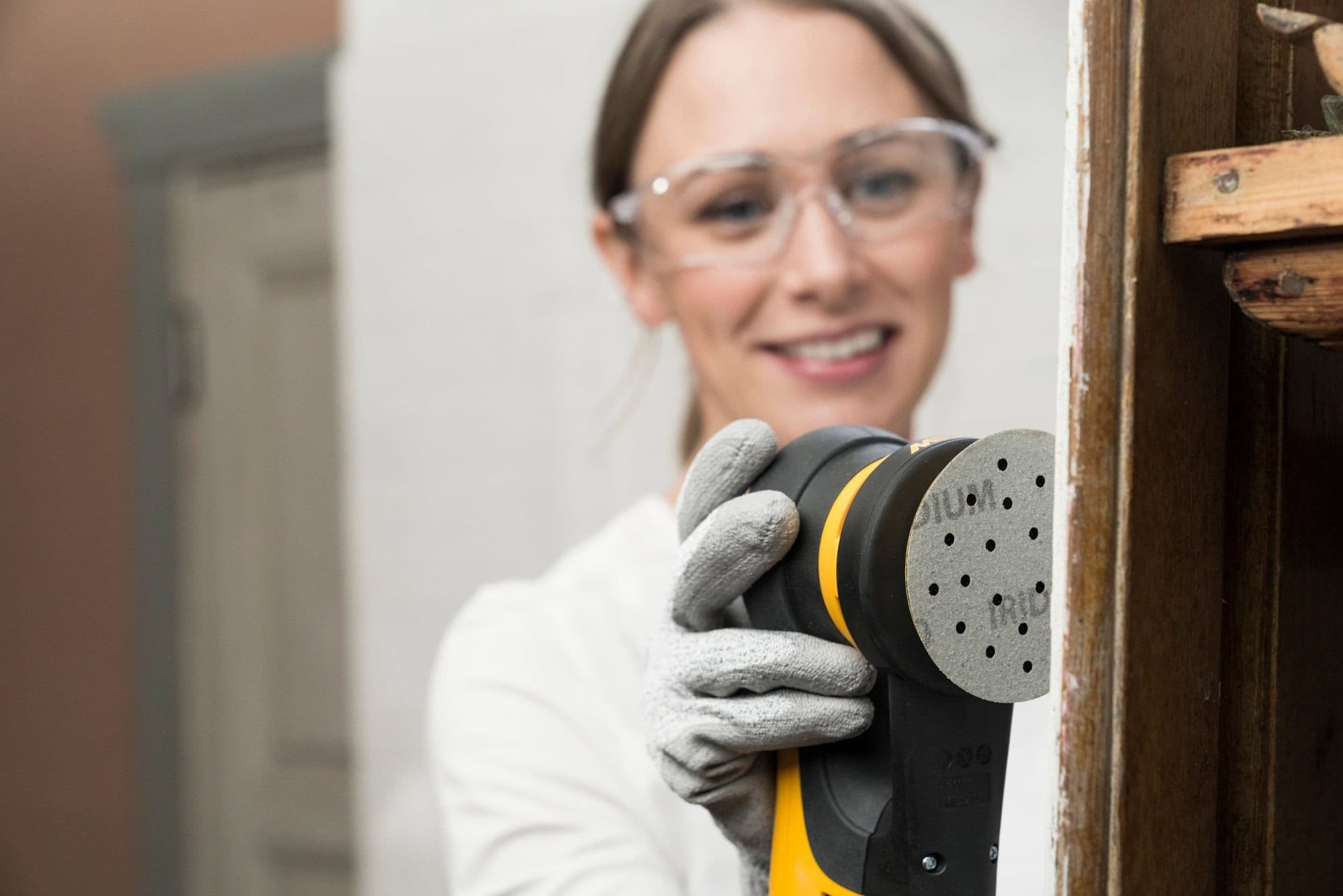 Mirka® Iridium® Schleifscheiben Testkit SEYIRIDIUM150L, Ø 150 mm, 2x P40, P80, P120, P180, P240, P320, Multilochung, Kletthaftend, Schleifscheibe mit Keramik- und Aluminiumkorn