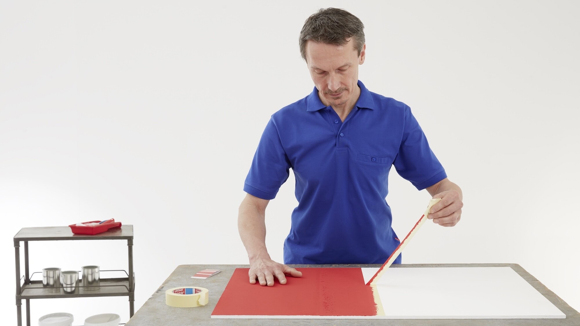 Preview: tesakrepp® Feinkrepp Abdeckband 4323 Basic, 12 mm x 50 m, 0,125 mm, Beige, Industrie Ausführung, Allzweckabdeckband für Abdeck- und Lackierarbeiten