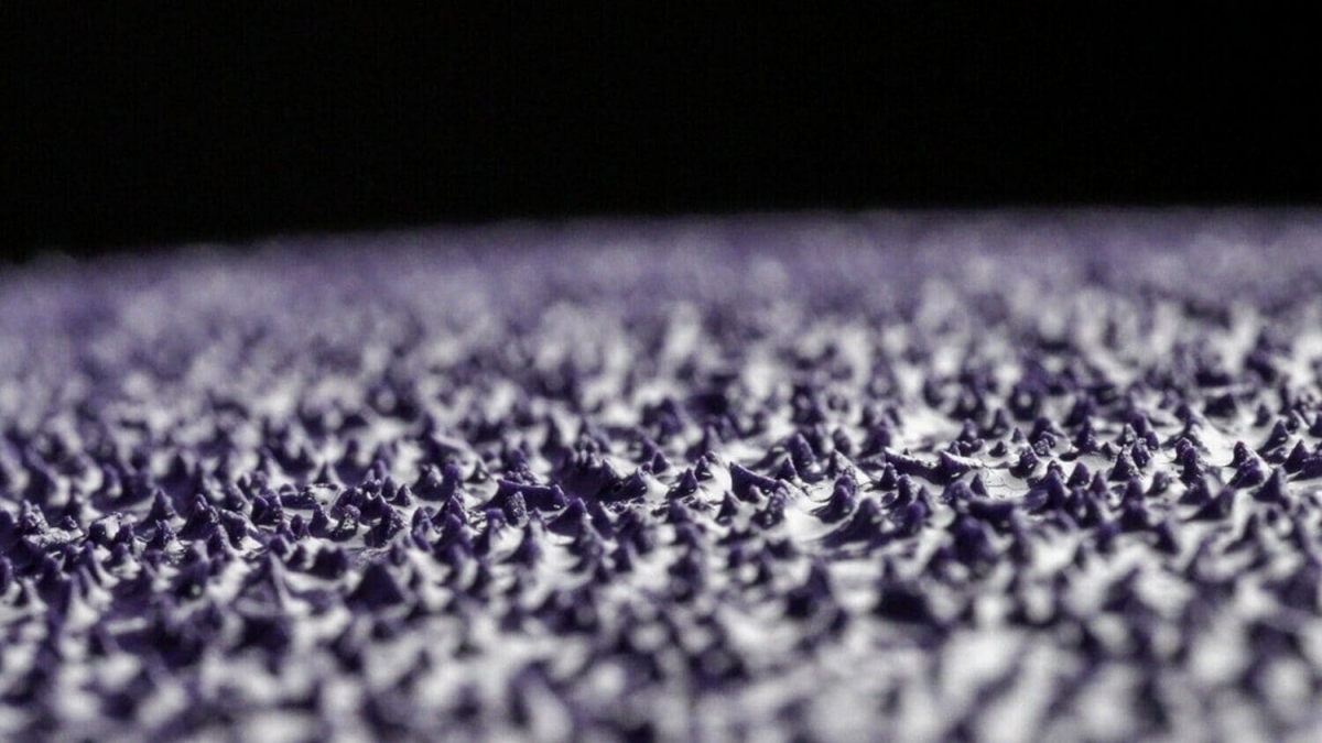 3M™ Cubitron™ 3 1182C Fiberscheibe 67090, Ø 180 mm x ø 22 mm, 80+, 8.500 U./Min., Geschlitzt, Vulkanfiber, Präzisions-Keramikkorn, Für Metall Universal