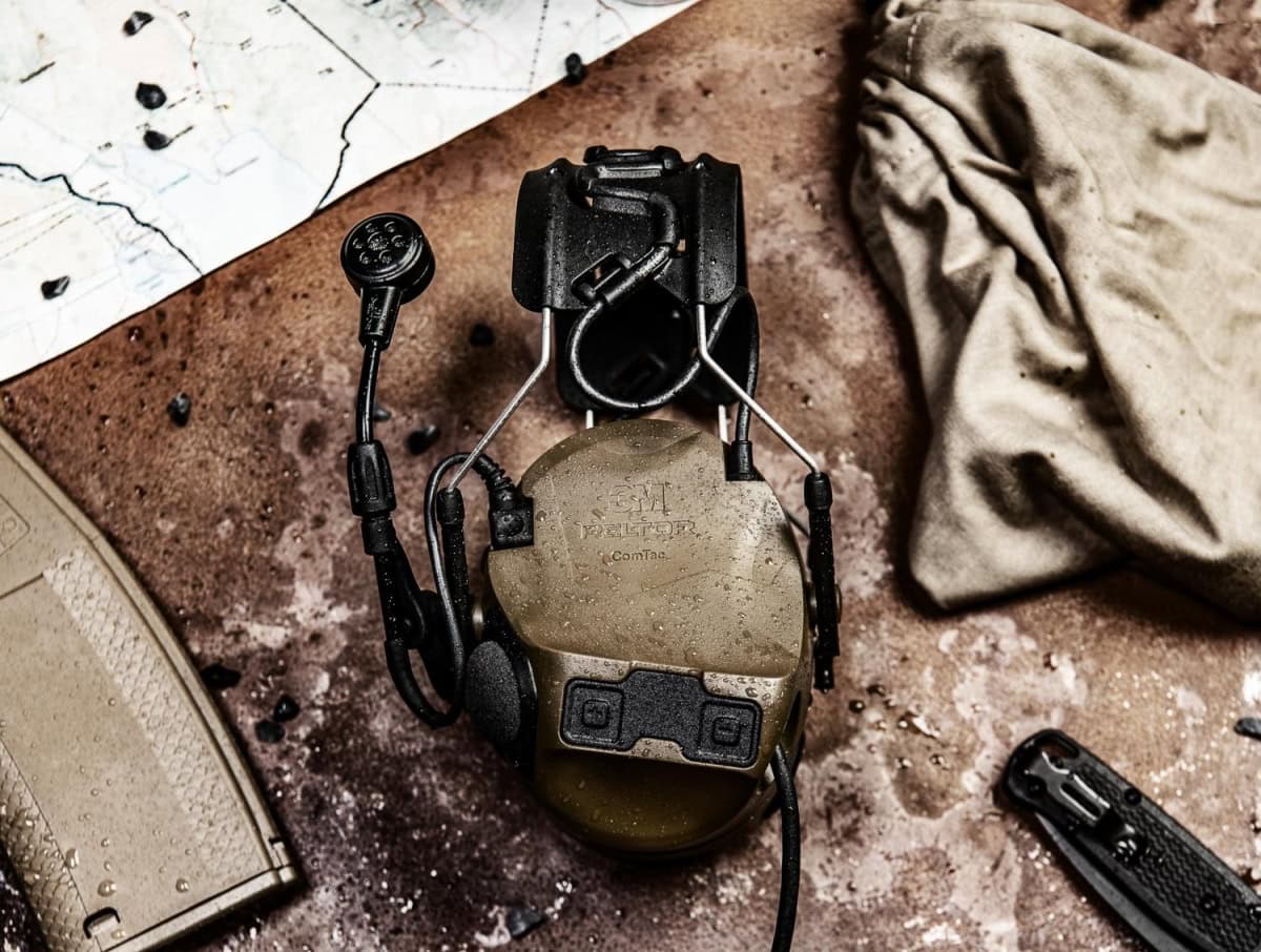 3M™ Peltor™ ComTac™ VIII Elektronischer Gehörschutz für Einsatzkräfte, Jäger & Sportschützen MT14H418A-02GN, Kopfbügel, SNR = 29,8 dB / HML = 34/24,7/19,7 dB, Grün, Ohne Headset & Kommzuleitung, Kopfhörer Funktion, Aktiver Kapselgehörschutz