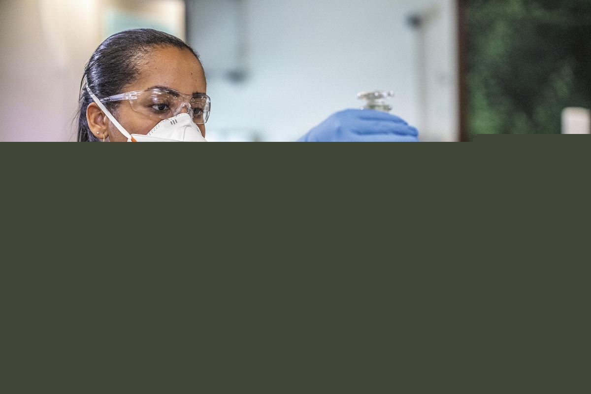 Dräger® X-plore® 1920 FFP2 NR D Atemschutzmaske / Partikelmaske 3951921, Größe S, Ideal für Brillenträger, Hygienisch einzelverpackt, Wirksamer Schutz gegen Stäube und Partikel bei hohem Tragekomfort