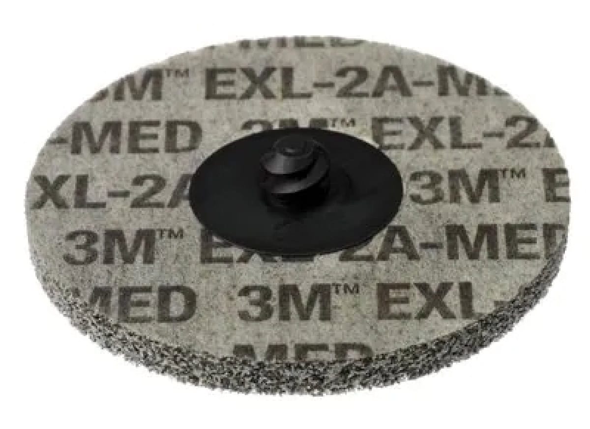 3M™ Scotch-Brite™ Roloc™ EXL XL-UR 17195, Ø 75 mm, Härte 8, P240 - 280, A, Coarse, 15.000 U./Min., Verpresste Kompaktscheibe, Für Entgratungs- und Finisharbeiten