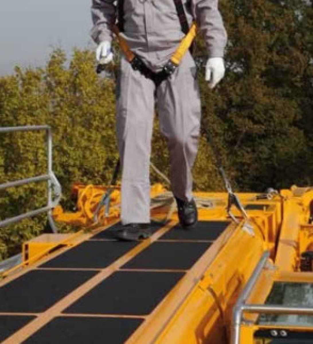 3M™ Safety-Walk™ SW4SC914N, Serie 700 Extra Stark (Typ 4), 914 mm x 18,3 m, 1,7 mm, Schwarz (Nr. 710), Rutschfestigkeit: R 13, Anti-Rutsch Belag
