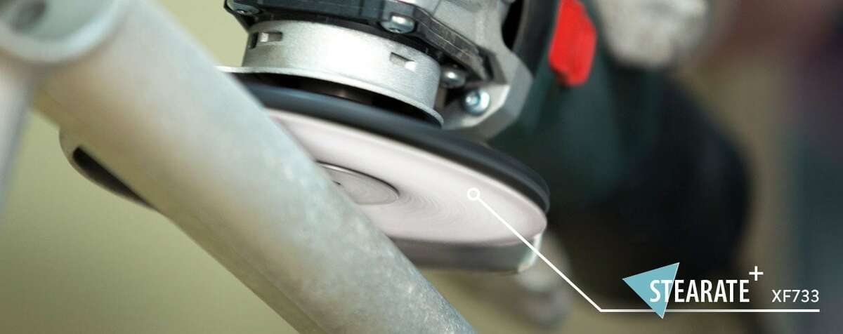 VSM STEARAT Plus XF733 787594 Ø 125 mm x ø 22,23 mm, P36, 4-fach Schlitz Ausführung (S1E), 12.200 U./Min., Fiberscheibe mit Keramikkorn, Für Aluminium und NE-Metallen