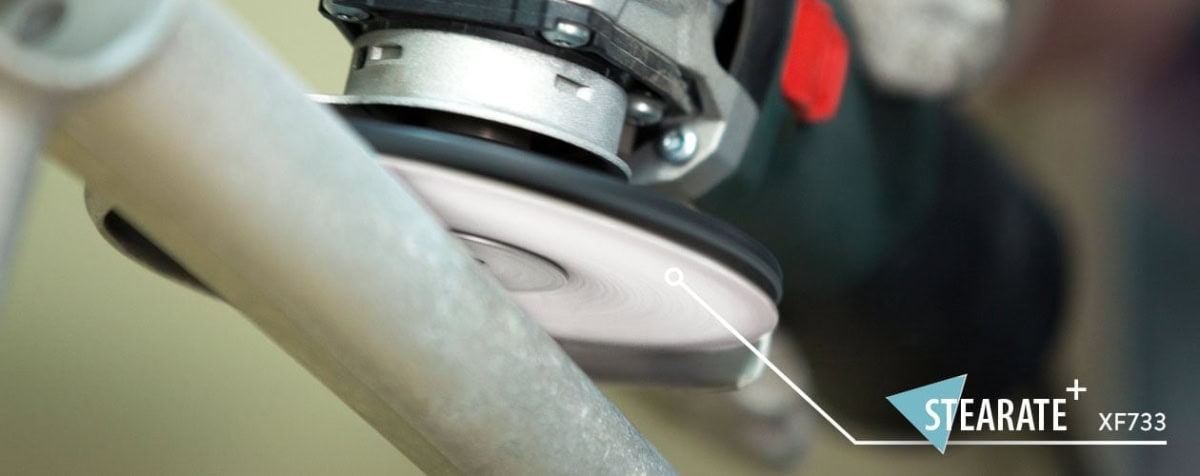 VSM STEARAT Plus XF733 787602 Ø 180 mm x ø 22,23 mm, P36, 4-fach Schlitz Ausführung (S1E), 8.500 U./Min., Fiberscheibe mit Keramikkorn, Für Aluminium und NE-Metallen