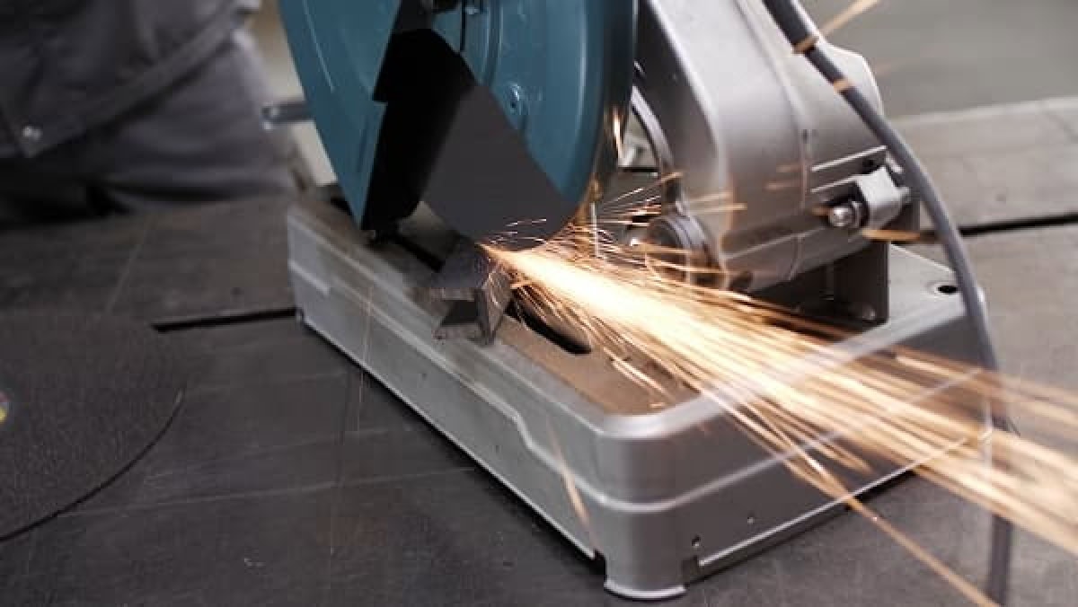KLINGSPOR Kronenflex® A 630 N Supra Grosstrennscheibe 353328, Ø 400 mm x 3,2 mm x 25 mm, A, 3.800 U./Min., Typ 41 Gerade, Aluminiumkorn, Für Stahl und Edelstahl
