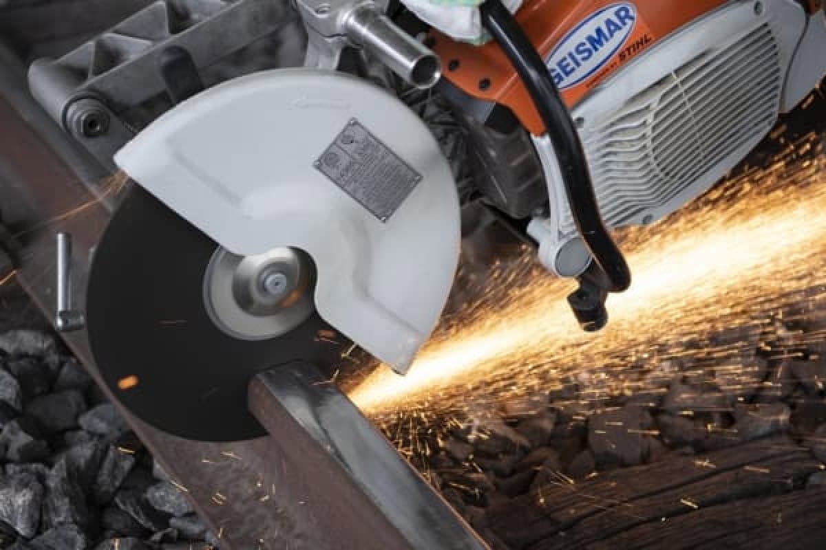 KLINGSPOR Kronenflex® A 924 SX SPECIAL Trennscheibe 352324, Ø 406 mm x 4 mm x 25 mm, P36, A, 4.800 U./Min., Typ 41 Gerade, Aluminiumkorn, Für Stahl