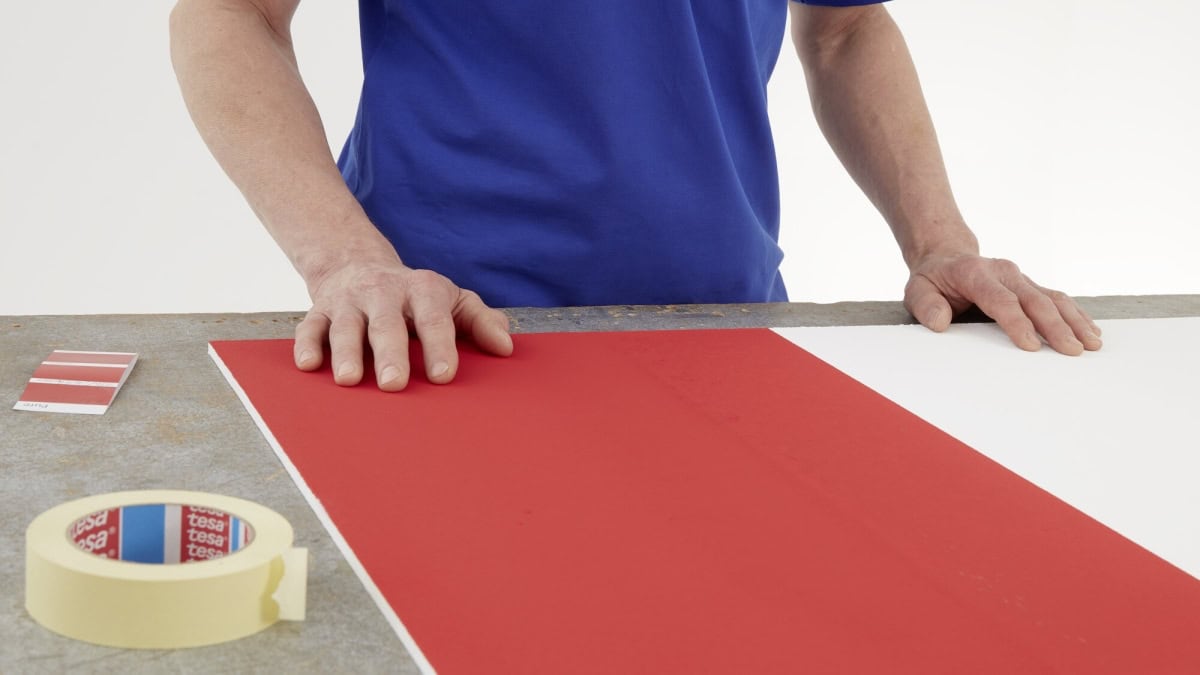 tesakrepp® Feinkrepp Abdeckband 4323 Basic, 30 mm x 50 m, 0,125 mm, Beige, Industrie Ausführung, Allzweckabdeckband für Abdeck- und Lackierarbeiten