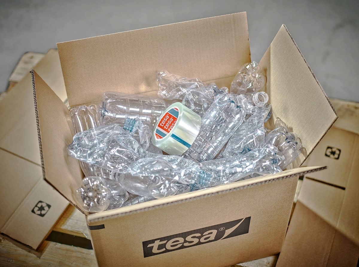 tesa® 60412, 50 mm x 66 m, Braun, Leises Abrollen, Recycling Freundlich, Sortenrein, Nachhaltiges Universal PET Verpackungsklebeband