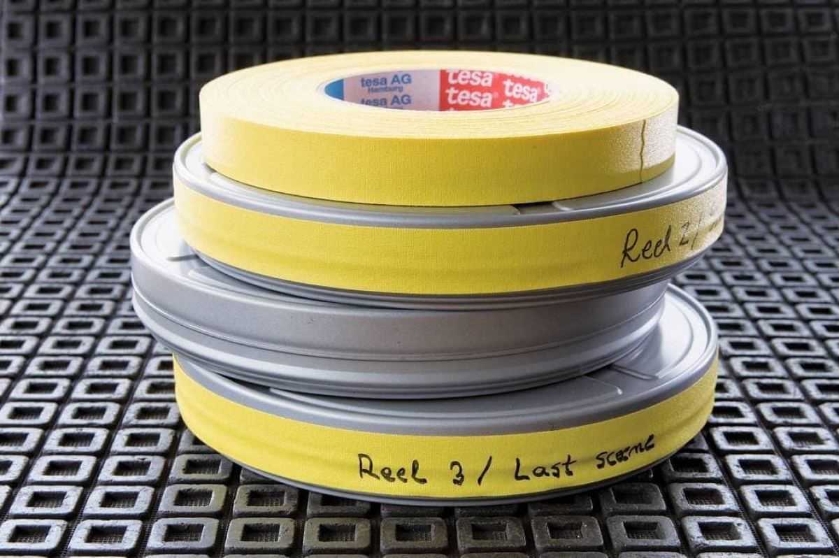 tesaband® 4651, 50 mm x 25 m, 0,31 mm, Gelb, PV 00, Premium Gewebeband